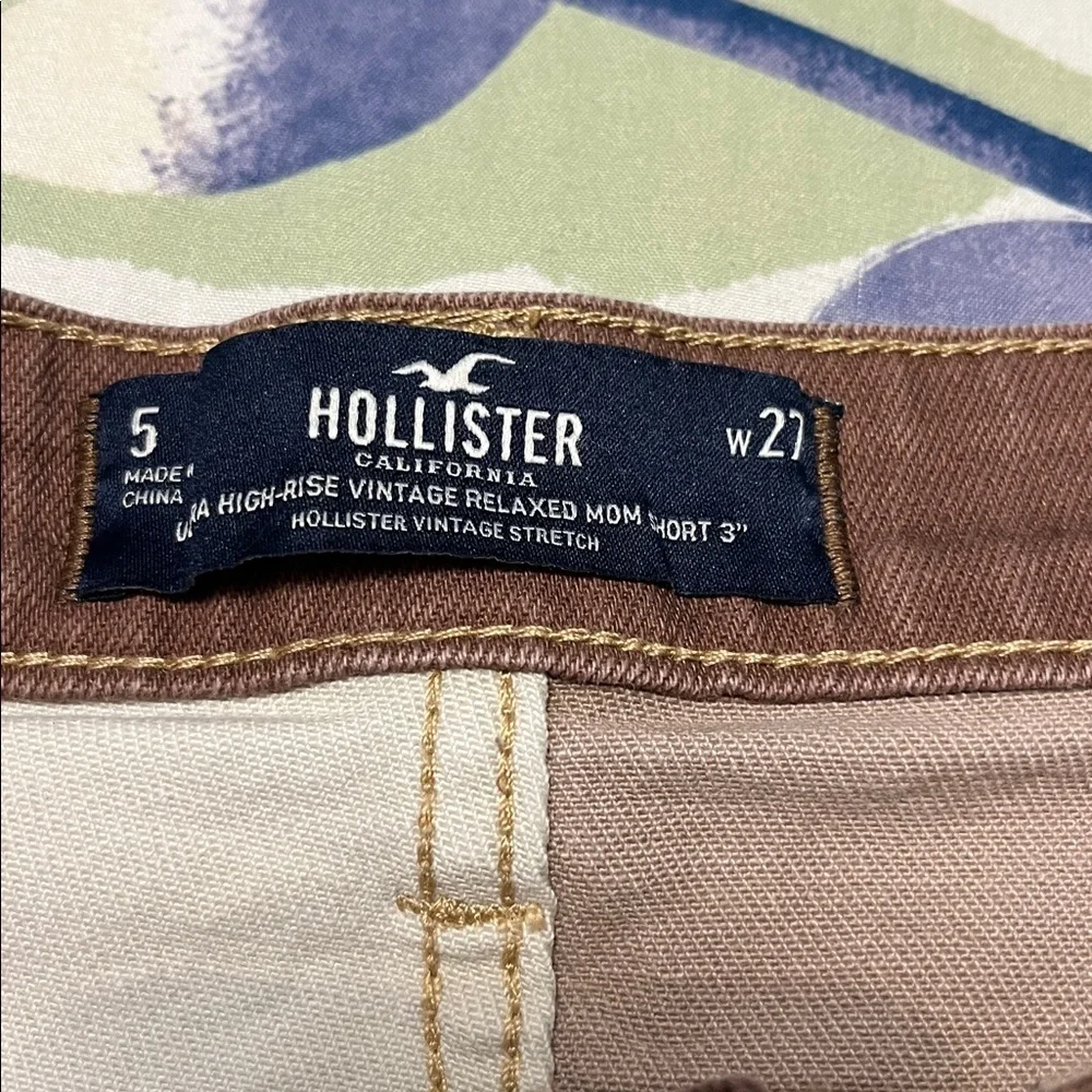 Hollister patched look short shorts denim. Multi browns